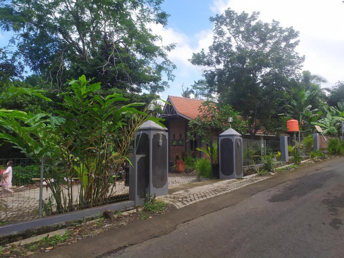 Kelapa Gading Villas Banyuwangi  Exterior foto